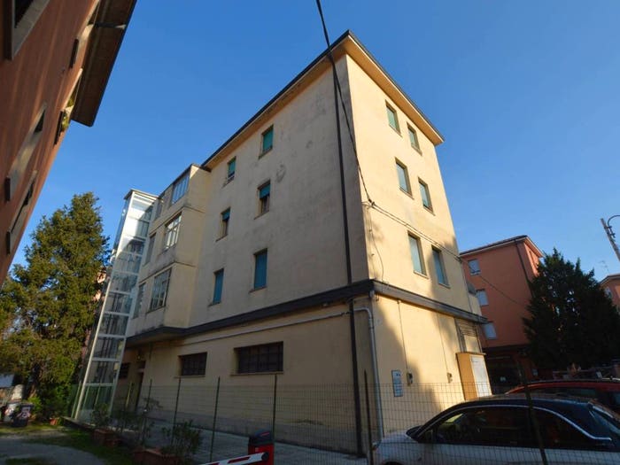 Appartamento quadrilocale in vendita in Via Calzavecchio, Centro Marullina, Casalecchio di Reno