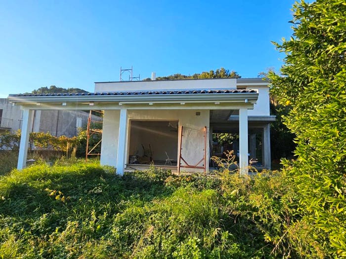 Casa quadrilocale in vendita in Località Roccelletta di Borgia, Borgia