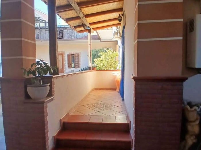 Casa trilocale in vendita in Via Giuseppe Mazzini, Centro, Portico di Caserta