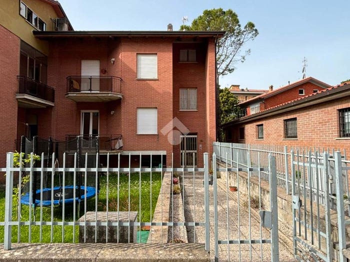 Appartamento quadrilocale in vendita in Via Meucci, Centro, Gubbio