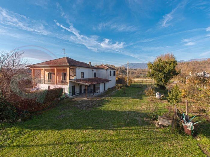 Casa con 6 locali in vendita in Contrada Bove, Arpino
