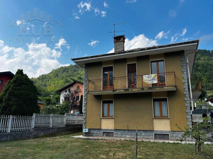 Casa trilocale in vendita in via tenente arturo garino, San Damiano Macra