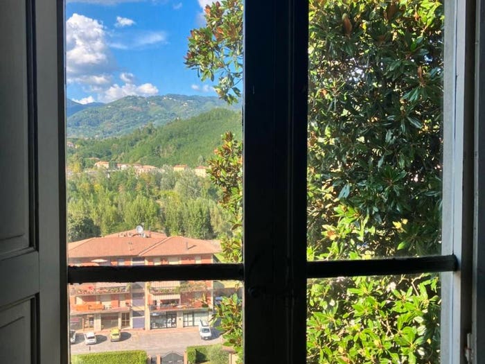 Appartamento quadrilocale in vendita in Via Giovan Battista Vannugli, Centro, Castelnuovo di Garfagnana