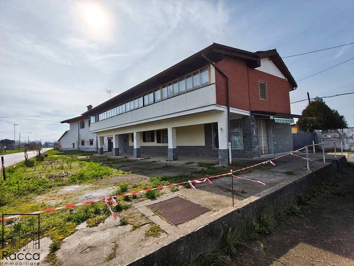 Casa con 6 locali in vendita in Via Pasquero, Rocca de' Baldi