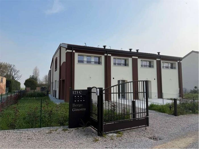Casa con 6 locali in vendita in Via della Ginestra, Cona, Ferrara