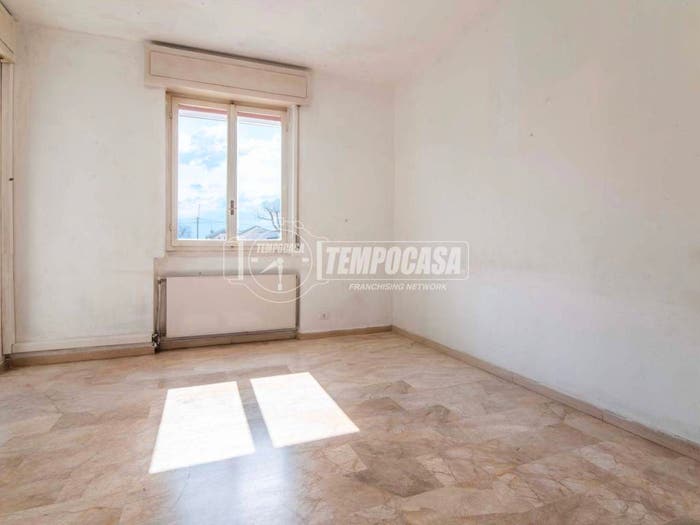 Appartamento trilocale in vendita in Via Cervino, Gorla Maggiore