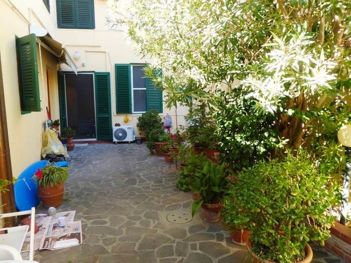 Appartamento con 6 locali in vendita in Viale Italia, Accademia Terrazza Mascagni, Livorno