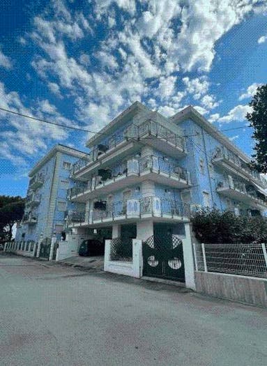 Appartamento quadrilocale in vendita in Via Gaetano Donizetti, Centro, Giulianova