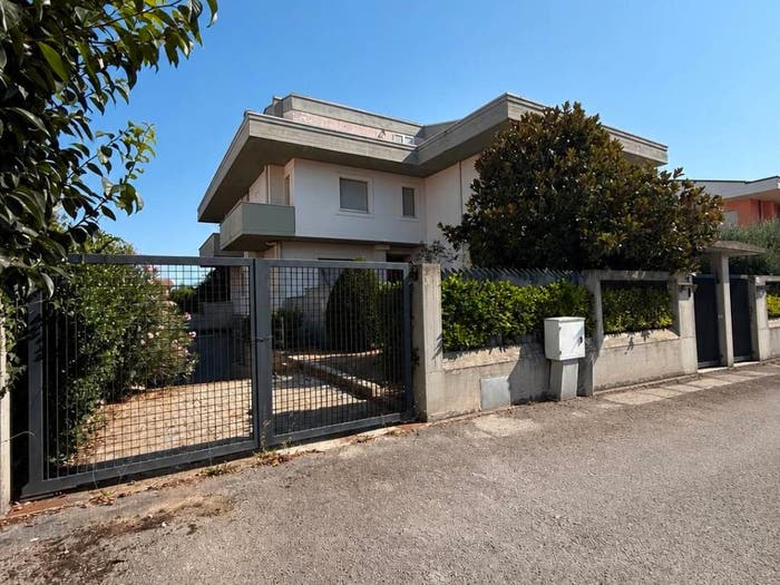 Casa con 6 locali in vendita in Via Romolo Carapacchi, Rieti