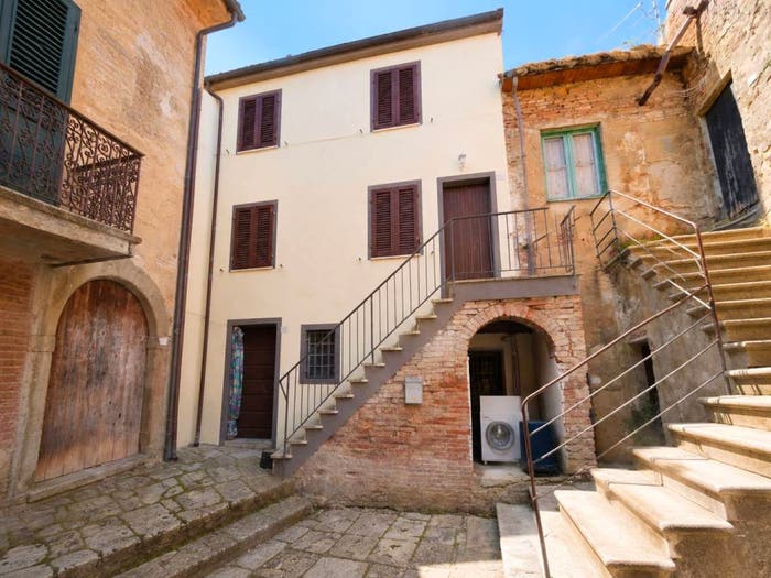 Casa con 5 locali in vendita in Via Roma, Lari, Casciana Terme Lari