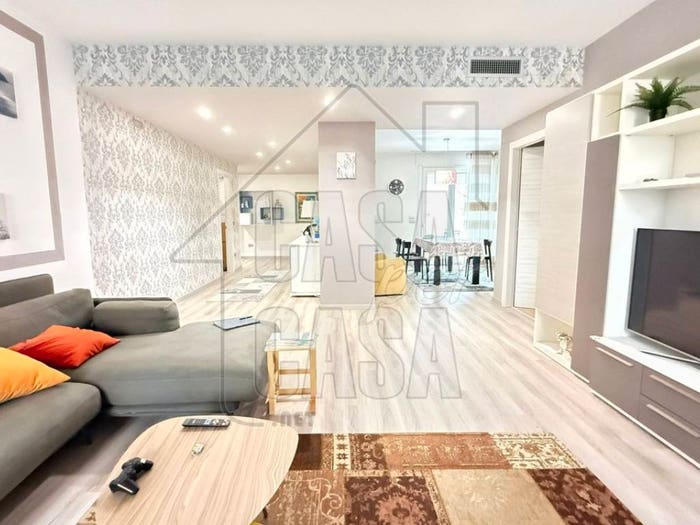 Appartamento quadrilocale in vendita in Via Giacomo Puccini, Centro, Abano Terme