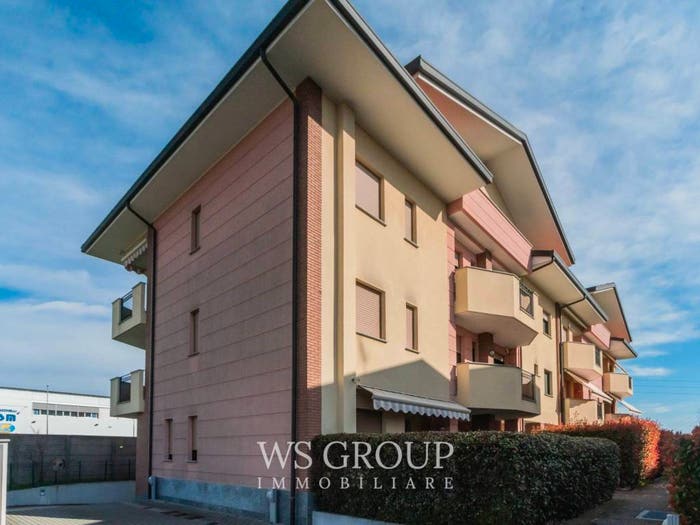 Appartamento trilocale in vendita in Taccona, Monza