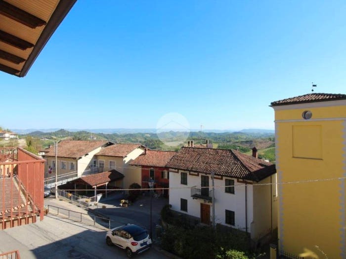 Casa con 6 locali in vendita in VIA ROMA, Centro, Montaldo Roero