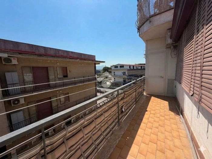Appartamento quadrilocale in vendita in Via paolo borsellino, Casandrino