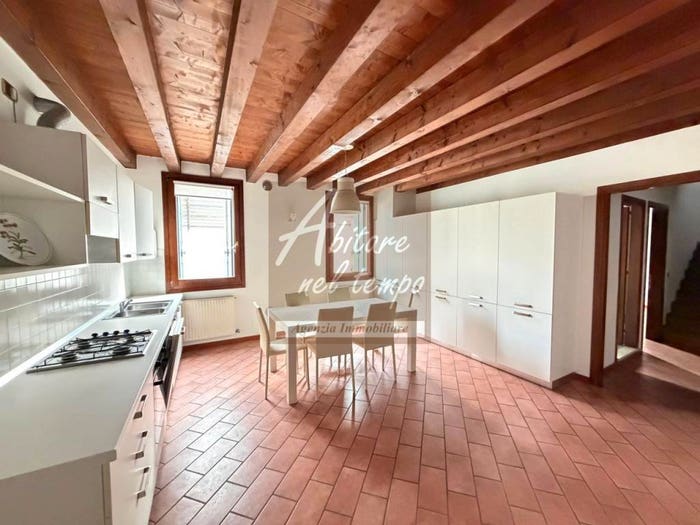 Appartamento quadrilocale in vendita in Via Borgo Padova, Centro, Cittadella