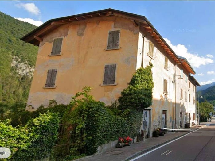 Casa in vendita in Via Bartolomeo Daves, Locca, Ledro