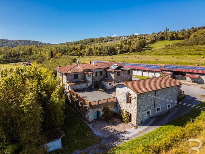 Casa con 6 locali in vendita in Via ProvincialeSoliera, Soliera, Fivizzano