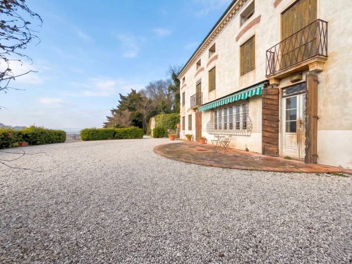Casa con 6 locali in vendita in Via Chiesa, Centro, Altavilla Vicentina