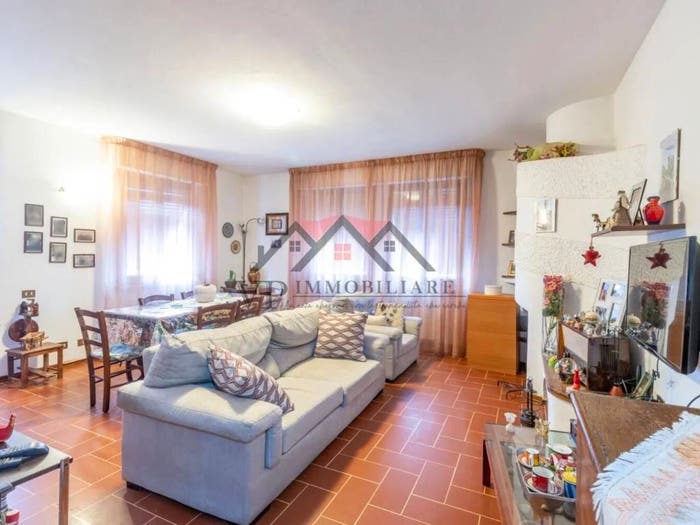 Appartamento con 6 locali in vendita in Viale G Cercignani, Centro, Pomarance