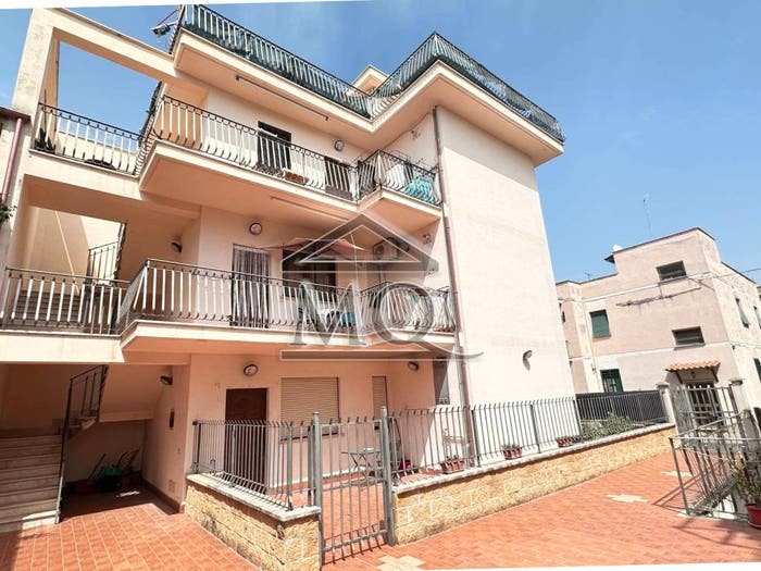 Appartamento trilocale in vendita in Via Campania, Villa Adriana Villaggio Adriano, Tivoli