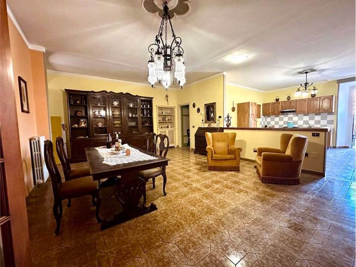 Appartamento con 6 locali in vendita in via dei preti, Massa Macinaia San Leonardo, Capannori