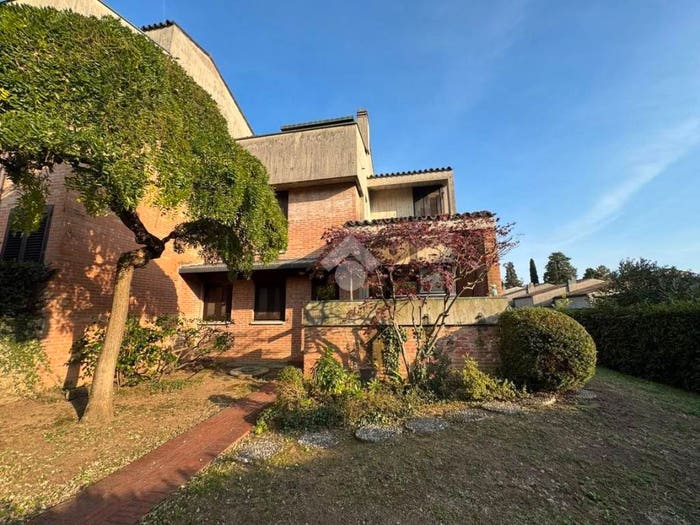 Casa quadrilocale in vendita in Via Frà Matteo, Centro, Schio