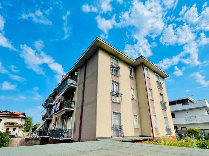 Appartamento trilocale in vendita in via delle vigne, Rescaldina
