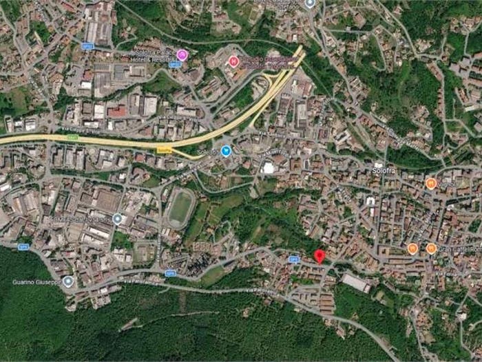 Casa con 6 locali in vendita in Via Michele Napoli, Centro, Solofra