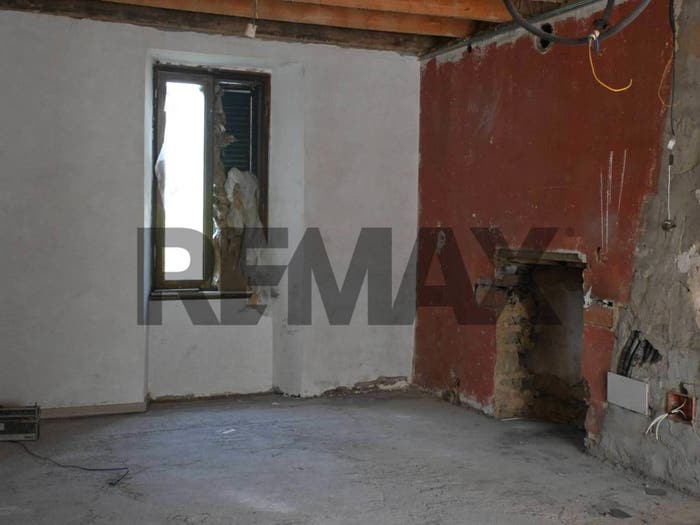 Casa con 5 locali in vendita in VIA VALLE, Centro, Serina