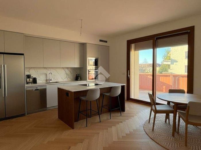 Appartamento trilocale in vendita in Via Montereale, Rorai Grande Grigoletti, Pordenone
