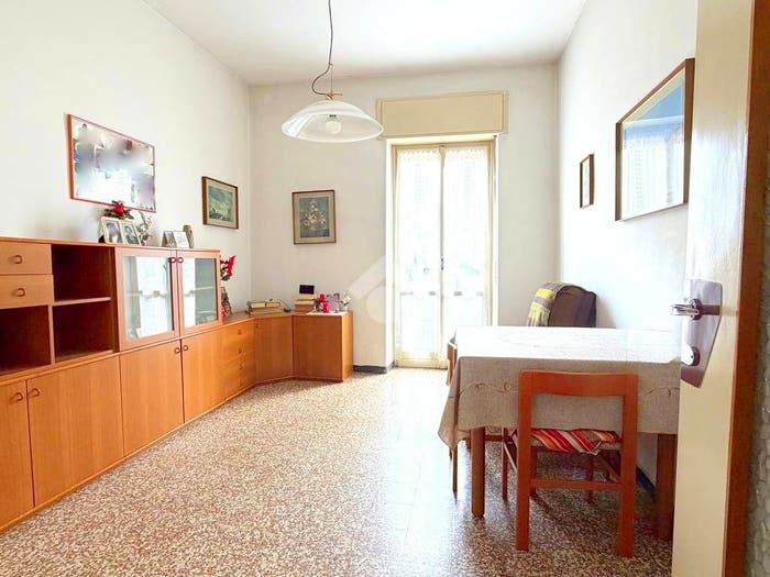 Appartamento trilocale in vendita in Via dante, Centro, Caronno Pertusella