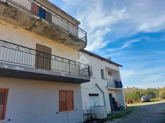 Appartamento bilocale in vendita in Via Largo Biamonte, Soveria Simeri
