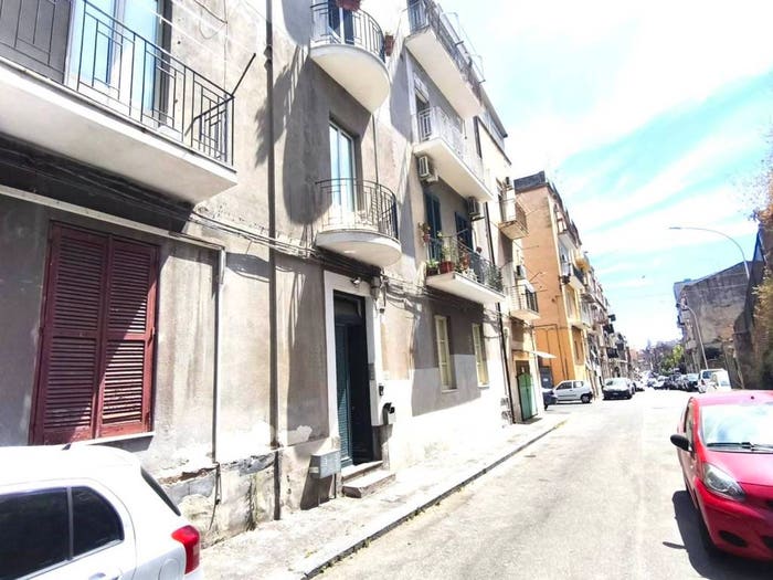 Appartamento trilocale in vendita in Via Santa Maria della Catena, Rapisardi, Catania