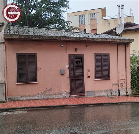 Casa bilocale in vendita in Via Giovanni Amendola, Cittanova