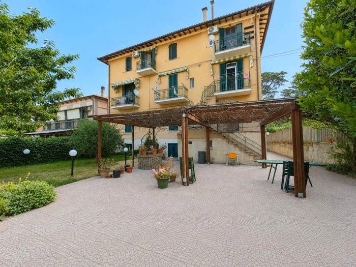 Appartamento quadrilocale in vendita in via giugno n, Centro, Passignano sul Trasimeno