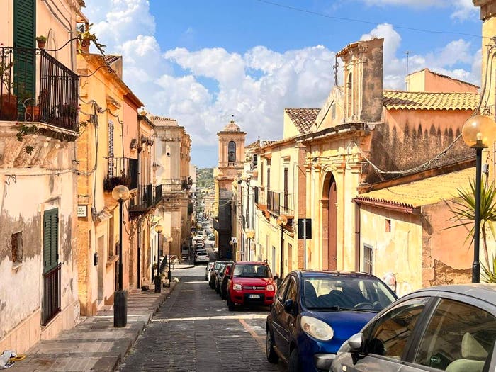 Casa trilocale in vendita in Via Fratelli Ragusa, Centro, Noto