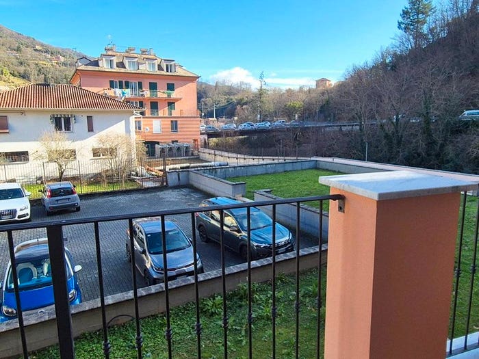 Appartamento trilocale in vendita in Piazza dei Pescatori, Gattorna, Moconesi