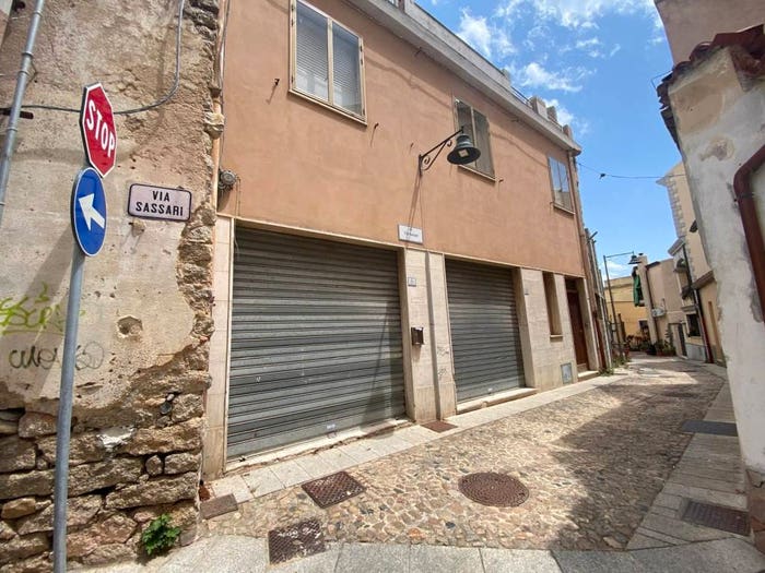 Casa con 5 locali in vendita in Via Grazia Deledda, Centro, Nuoro