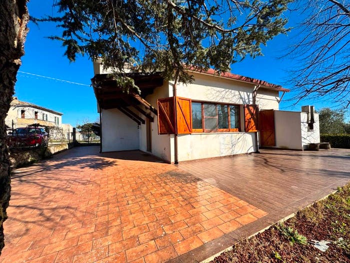 Casa trilocale in vendita in Contrada Senarica, Moscufo