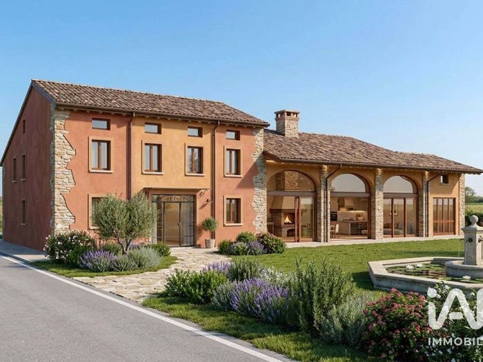 Casa con 6 locali in vendita in Strada Gambina Sotto, Castel Goffredo
