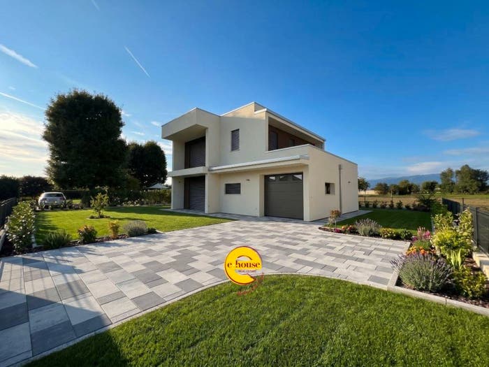Casa trilocale in vendita in Castione, Loria