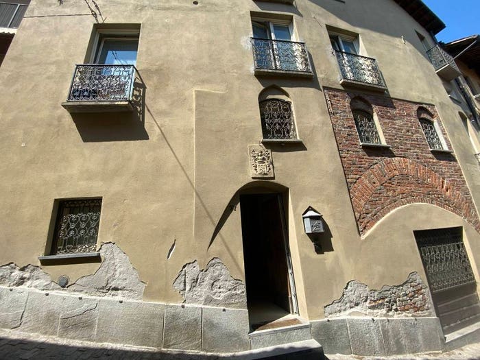 Appartamento quadrilocale in vendita in Via Porta Ferrata, Centro, Avigliana