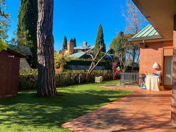 Casa con 6 locali in vendita in Via delle Campora, Porta Romana, Firenze