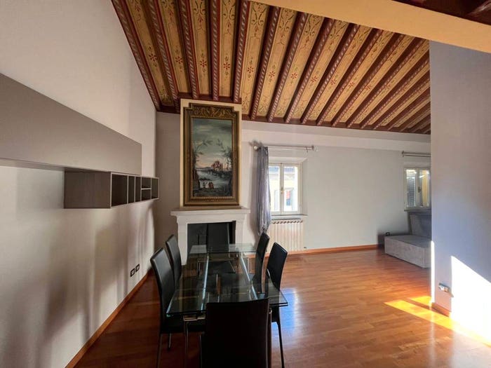 Appartamento con 5 locali in vendita in Via Mascherella, Centro Storico, Modena
