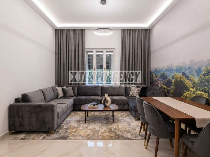 Appartamento trilocale in vendita in Via Val Lagarina, Roserio, Milano