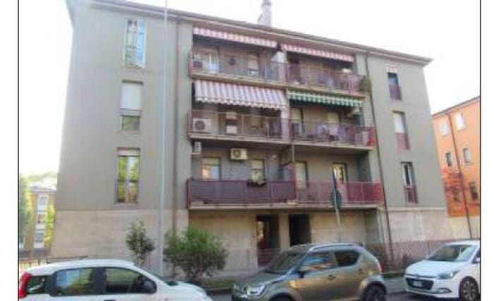 Appartamento quadrilocale in vendita in Via Fani A, Cittadella Colle Aperto, Mantova