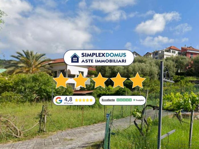 Casa con 6 locali in vendita in Strada Privata delle Rose, Centro, Diano San Pietro