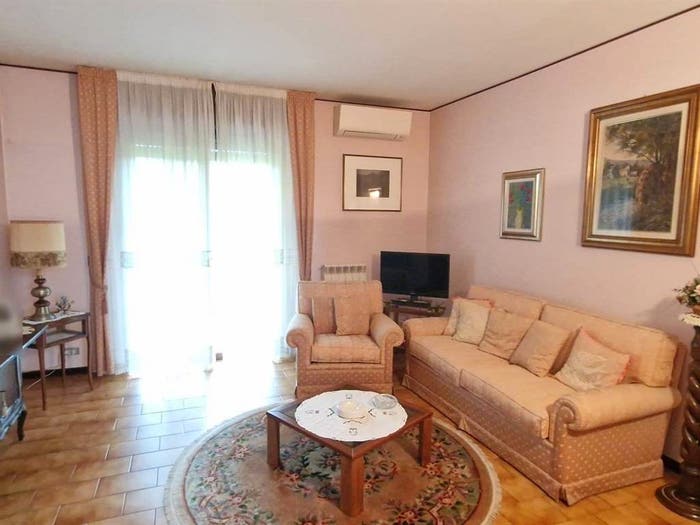 Appartamento trilocale in vendita in via golgi, Bernate La Ca', Arcore