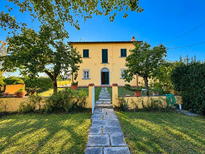 Casa con 6 locali in vendita in Strada Provinciale Infernaccio, Montagnano, Monte San Savino