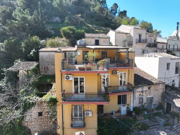 Casa quadrilocale in vendita in via incatasciato, Modica Bassa, Modica